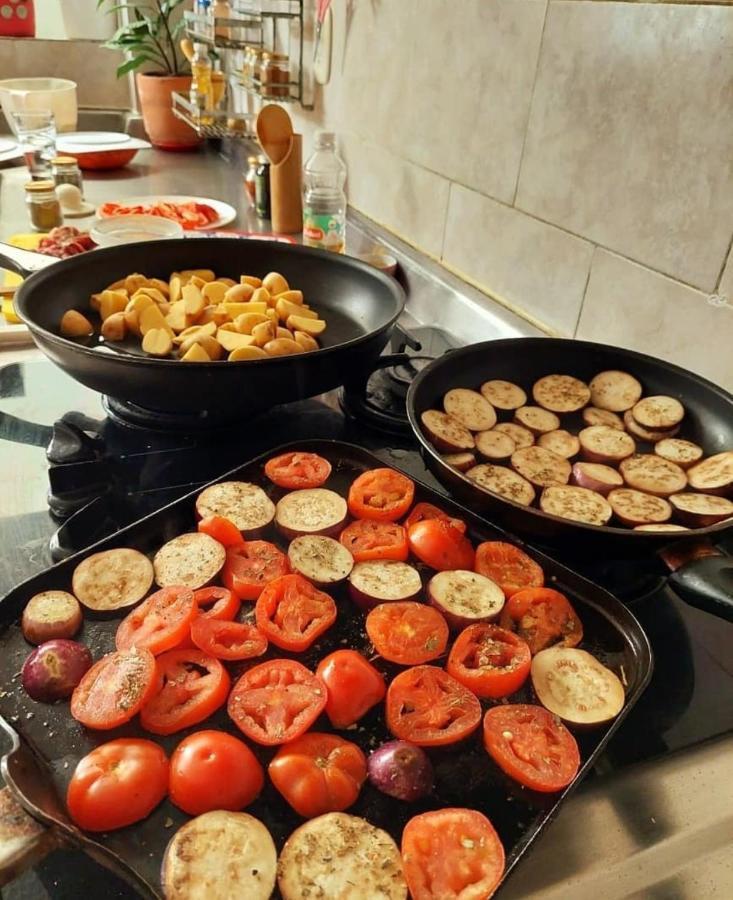 בוקארמנגה Tatami Hostel מראה חיצוני תמונה